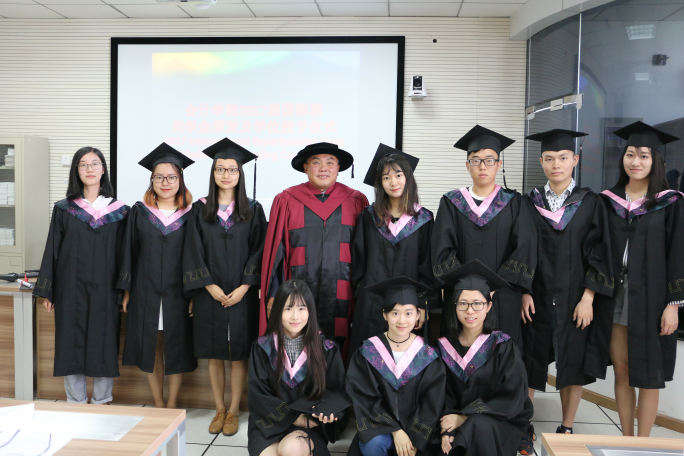 会计学院举办2017届国际班奖学金颁奖暨学位授予典礼